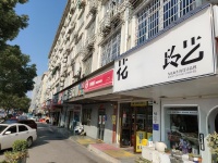 74207岳麓区地铁口处75平花店低价转让（可空转）